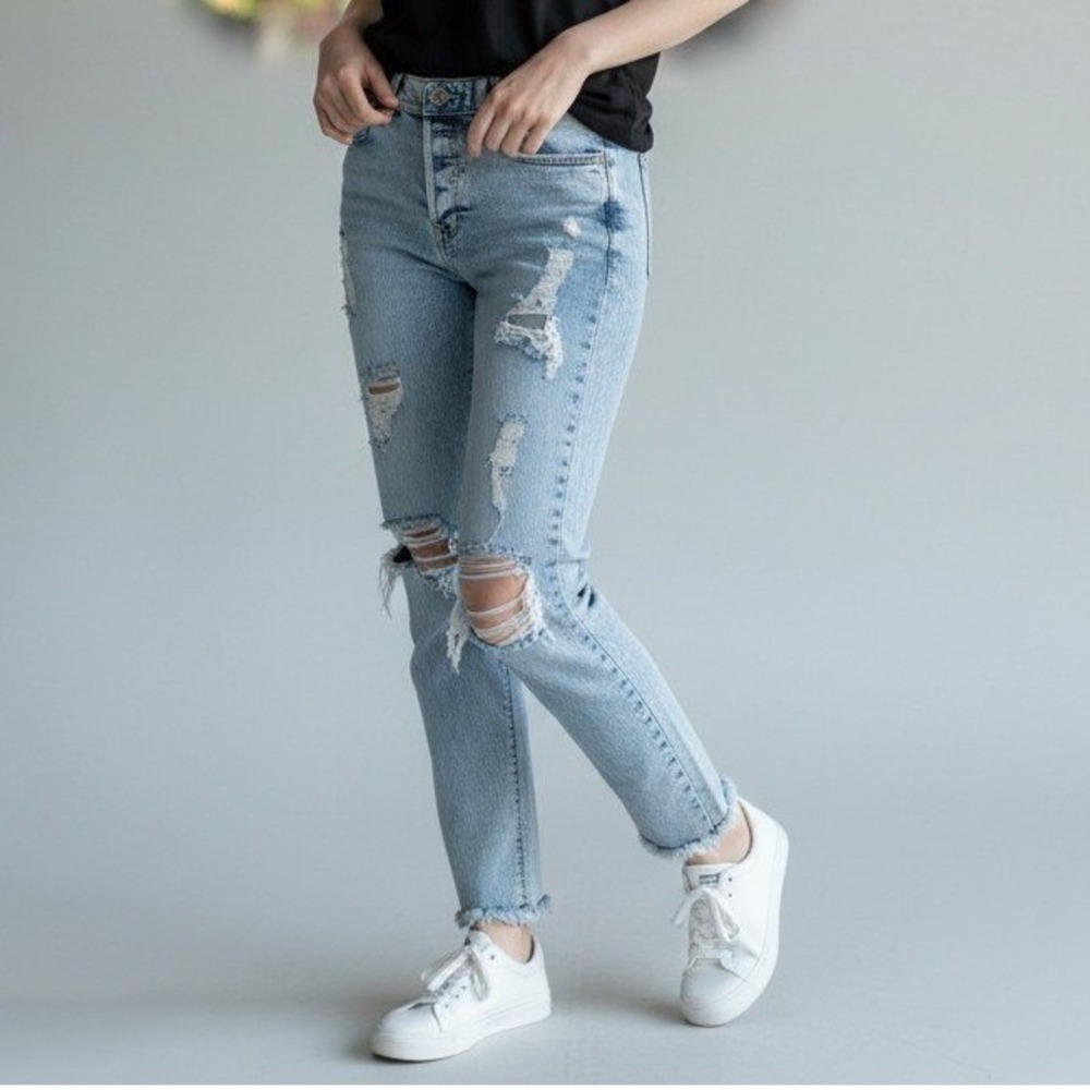 Express Vintage Skinny High Rise Distressed Jeans Light Wash Raw Hem Size 0